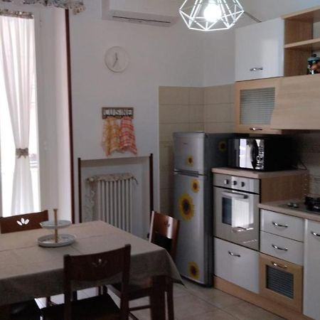 La Casa Di Elisa Apartment Бари Екстериор снимка