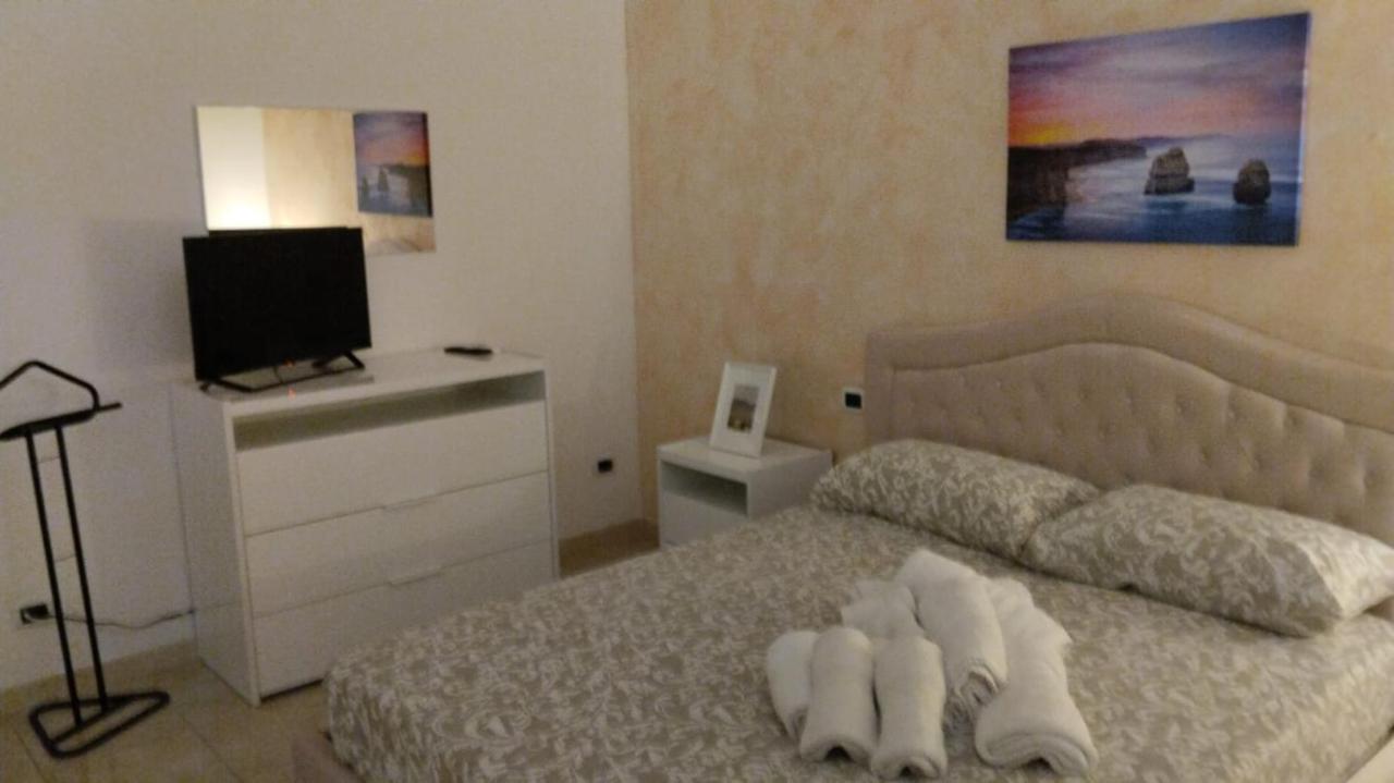 La Casa Di Elisa Apartment Бари Екстериор снимка