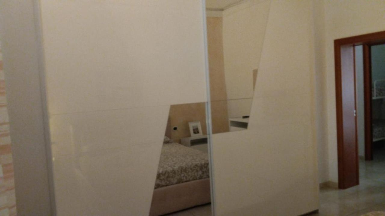 La Casa Di Elisa Apartment Бари Екстериор снимка